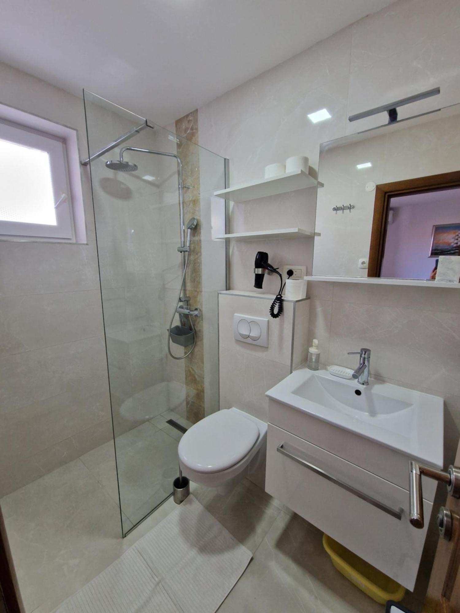 Apartments Saric Baška Voda Exterior foto